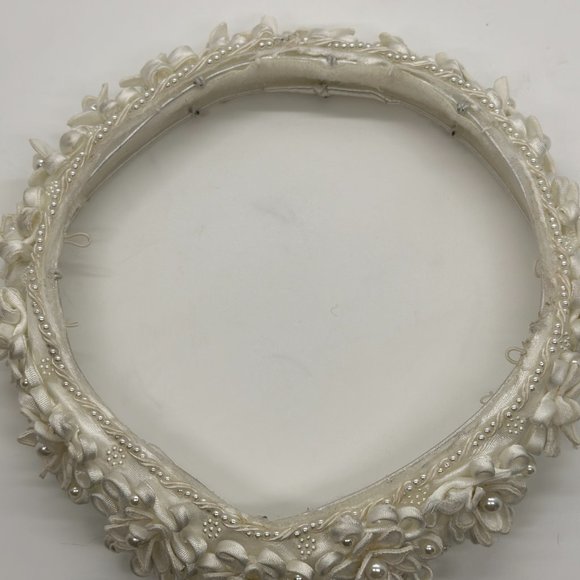 Vintage Bridal Headpiece Tiara White Floral Pearl Beaded - Picture 3 of 5
